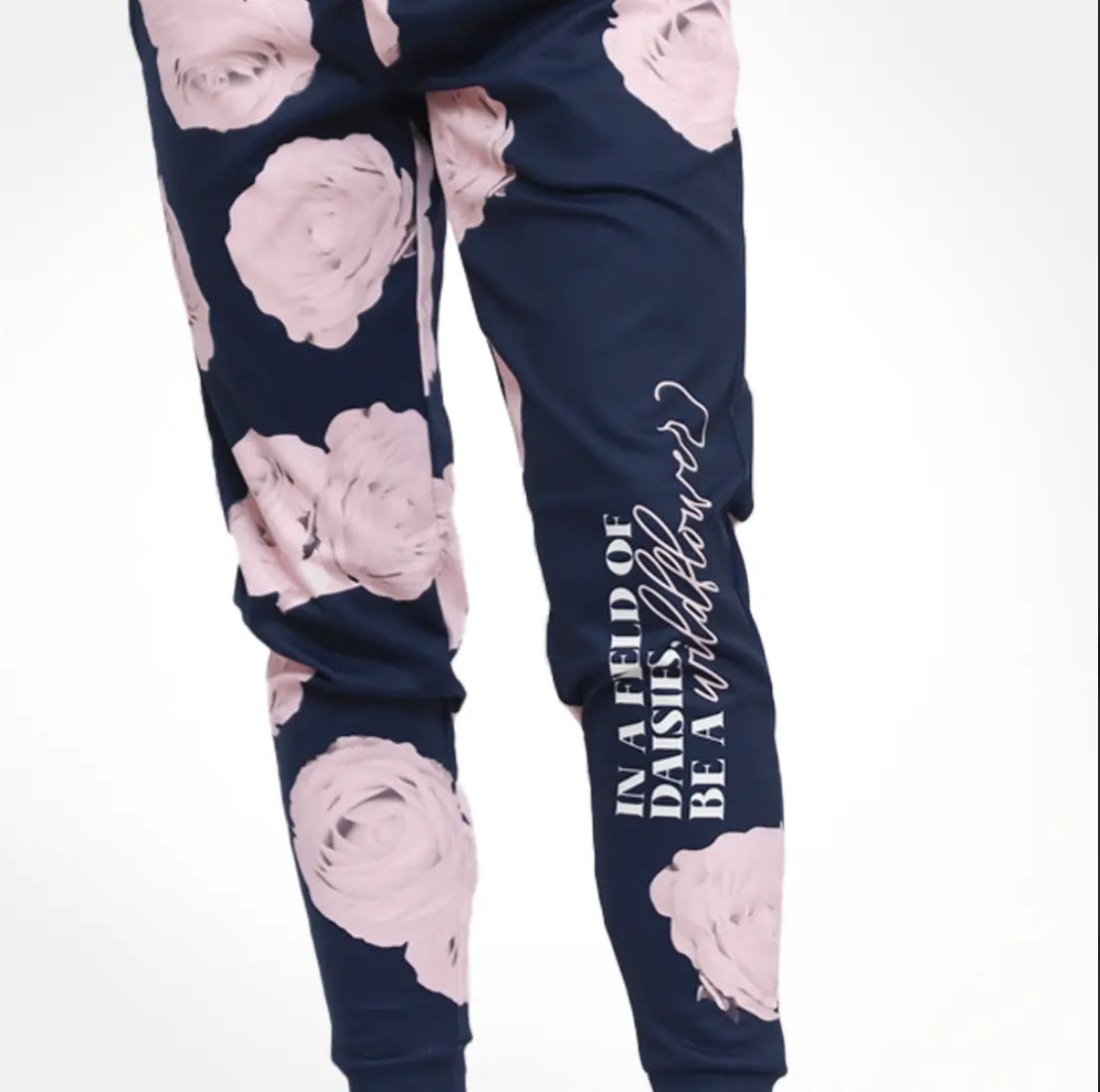 Bloom Wild & Free Sweats- SIZE SMALL LadyBoss